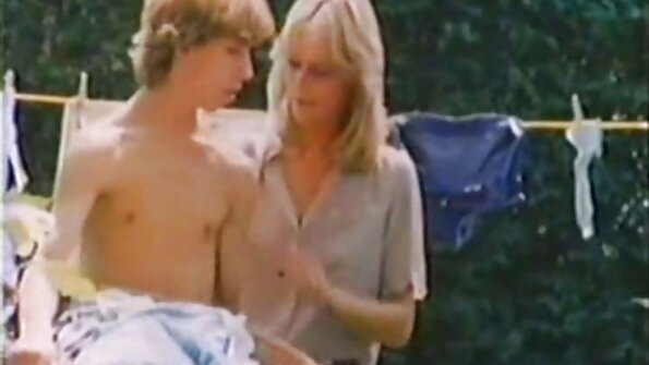 Erezione le vecchie scopano erezione trapano stronzo e twat di adorabile adolescente