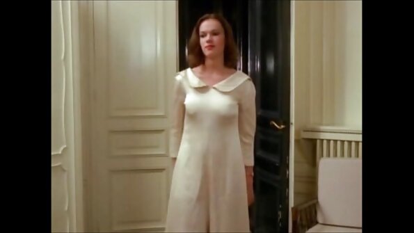 Cory Chase passa la serata di Natale a farsi trapanare da Ramon Nomar video porno anziane gratis