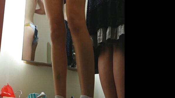 Niki Skyler mostra video nonne italiane il suo giovane corpo sexy in un video da solista