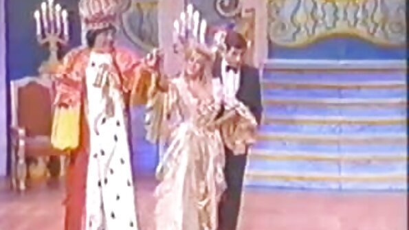 Imparare a conoscere il sesso dalla film porno nonne maiale signora Corinna Blake